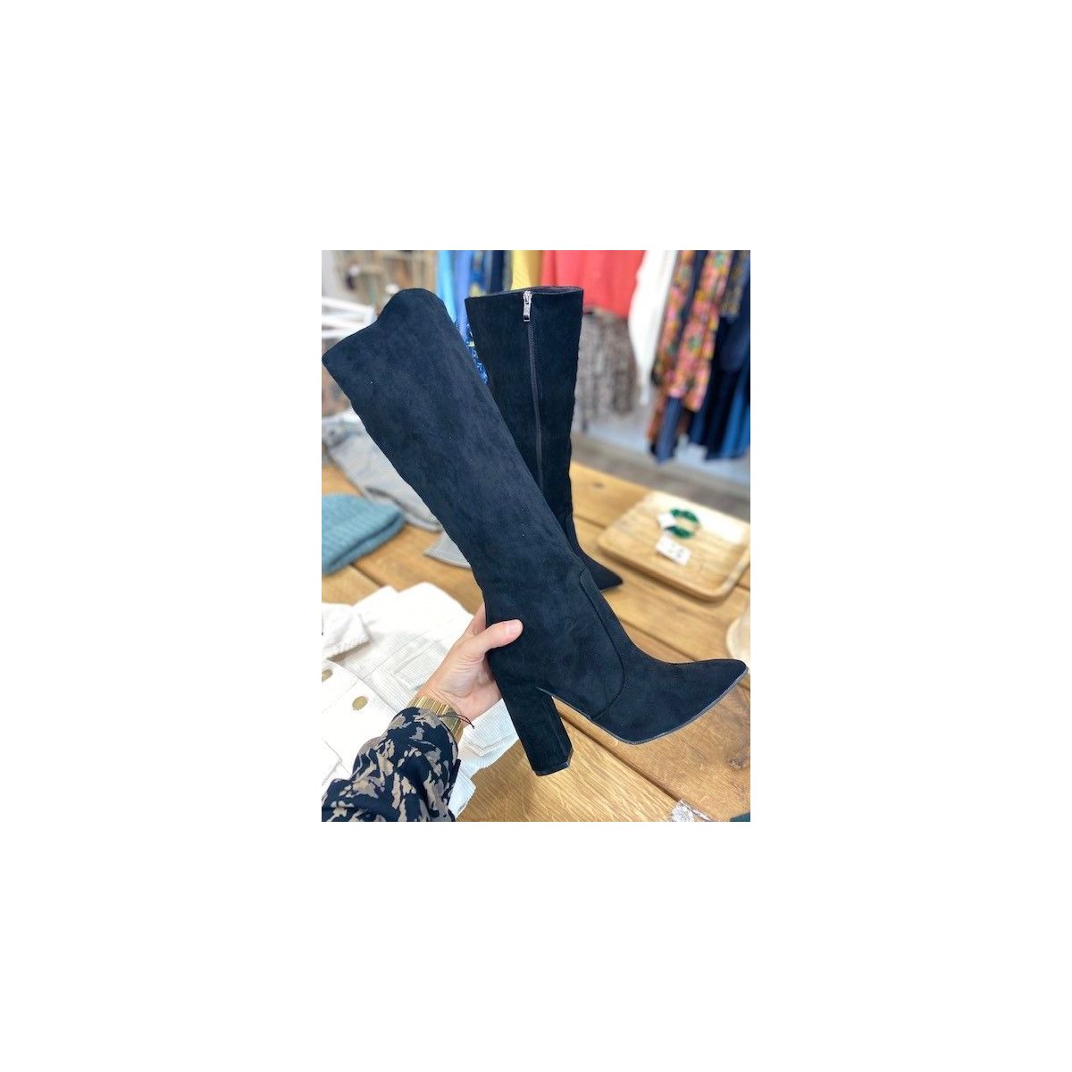 Bottes à talons bout pointu