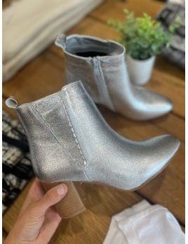 Bottines argentées à petit talon