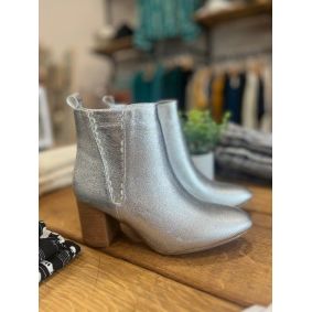 Bottines argentées à petit talon