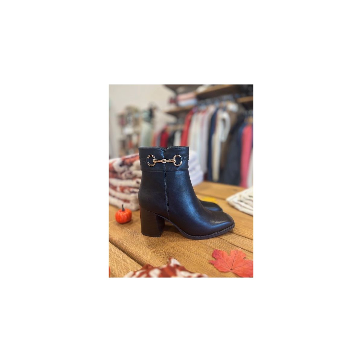 Bottine noir a talon