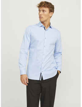 Chemise bleu ciel slim fit